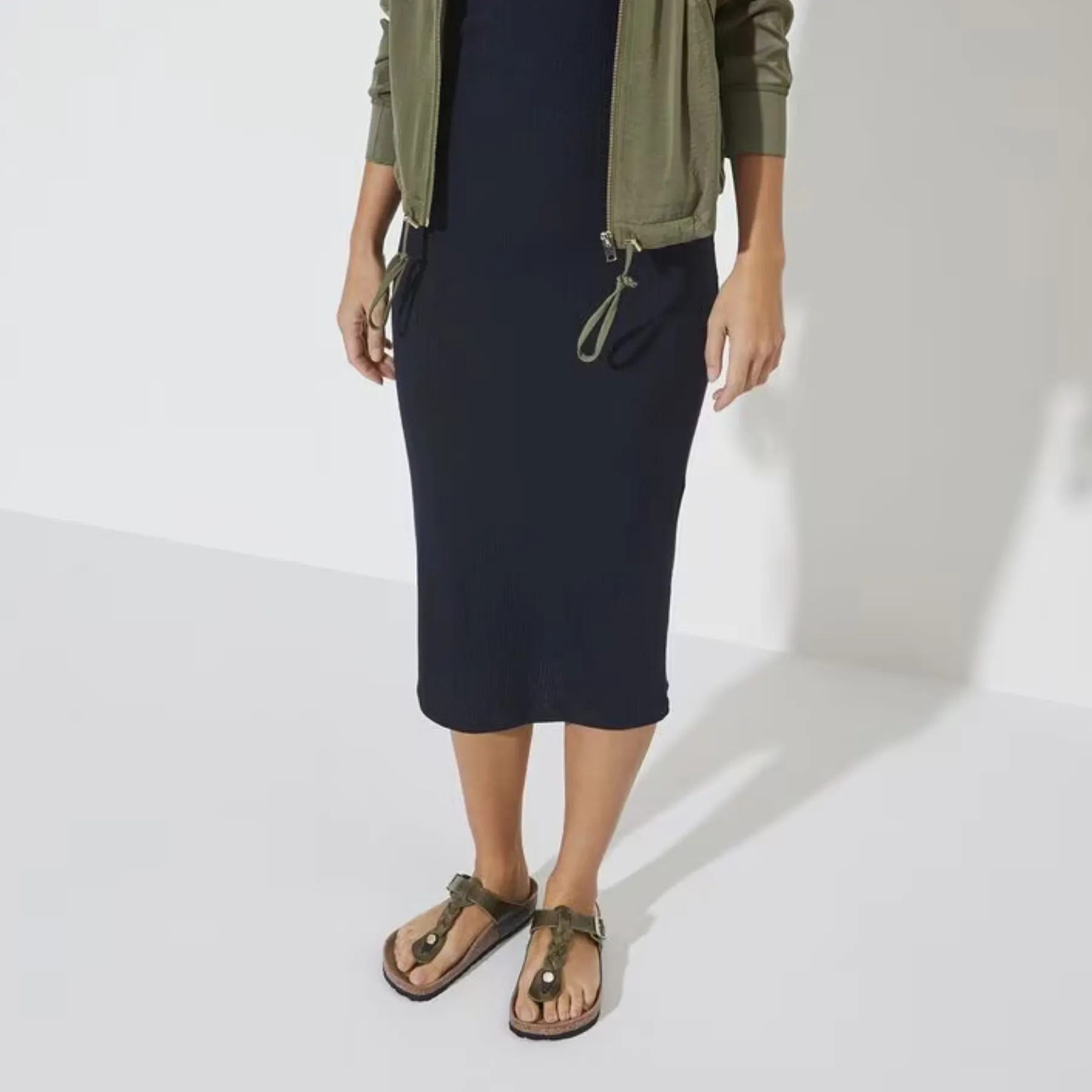 BIRKENSTOCK Gizeh Braided Oiled Leather Sandal