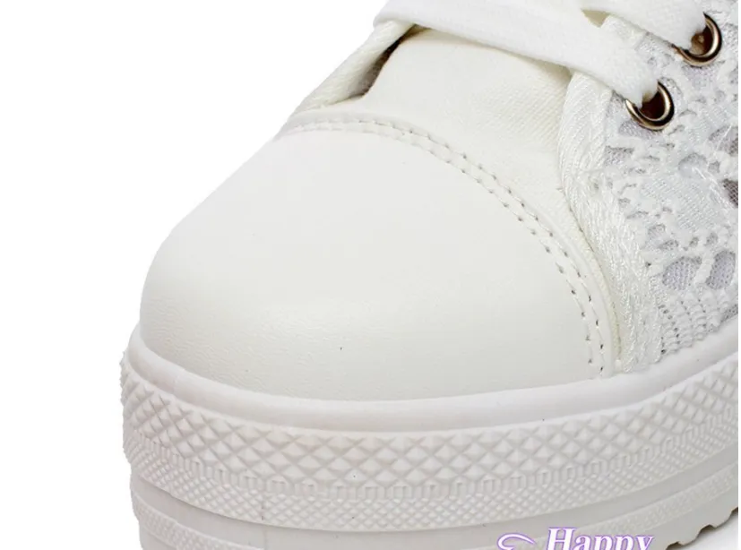 Canvas Women's Shoe with Design