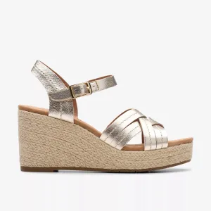 Clarks Women's Sabina Strap Champagne Leather 26181463