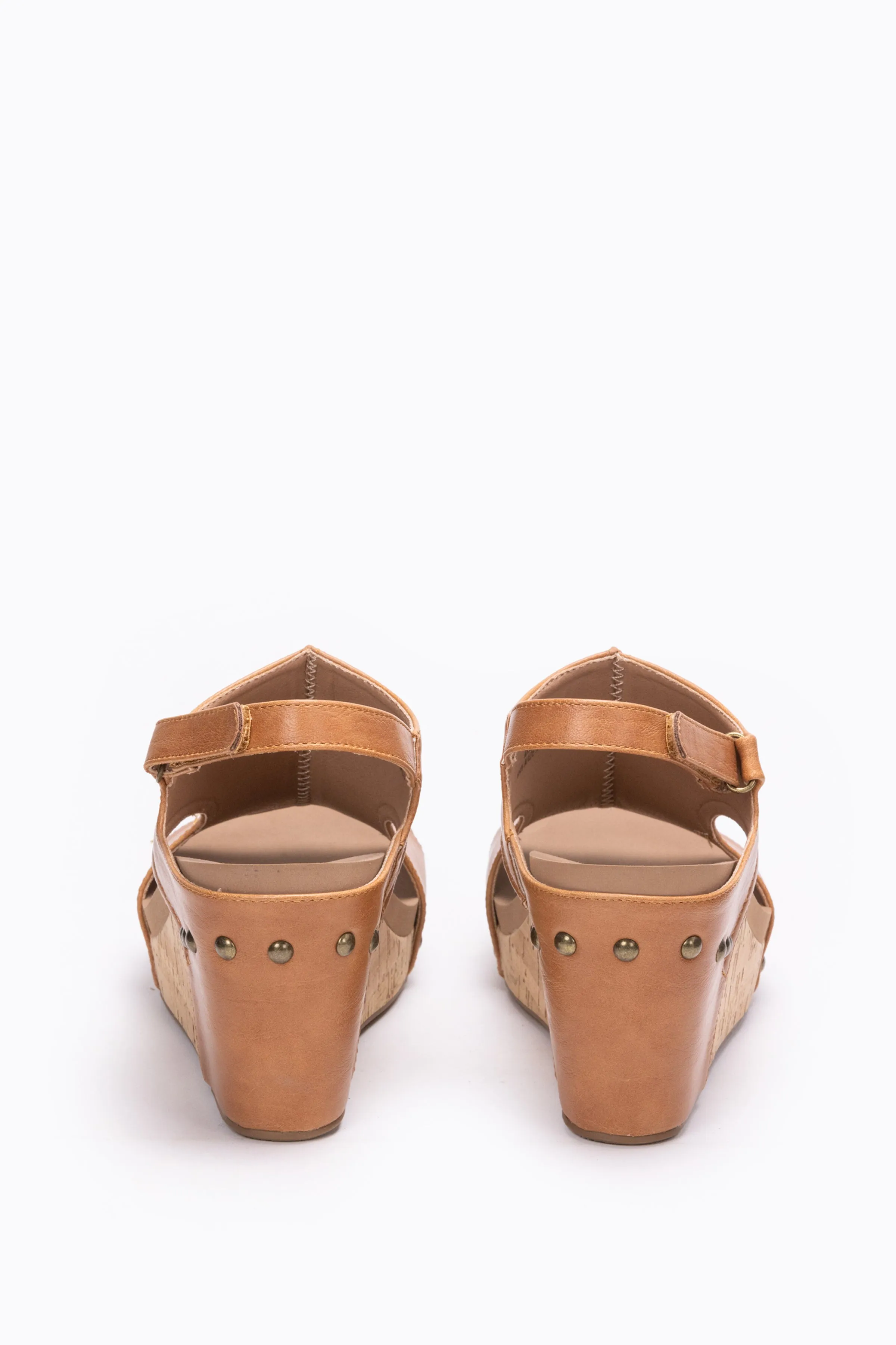 Corky's The Tiffanee Women's Hoop Closure Wedge