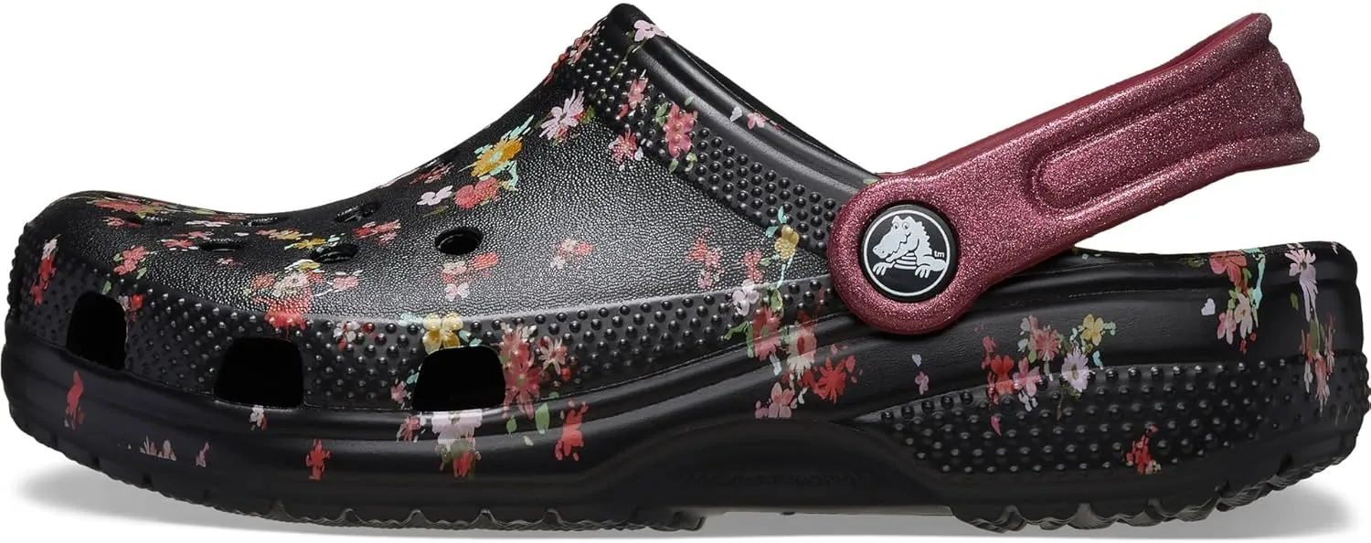 Crocs Unisex-Child Classic Graphic Clogs (Little Big Kid)