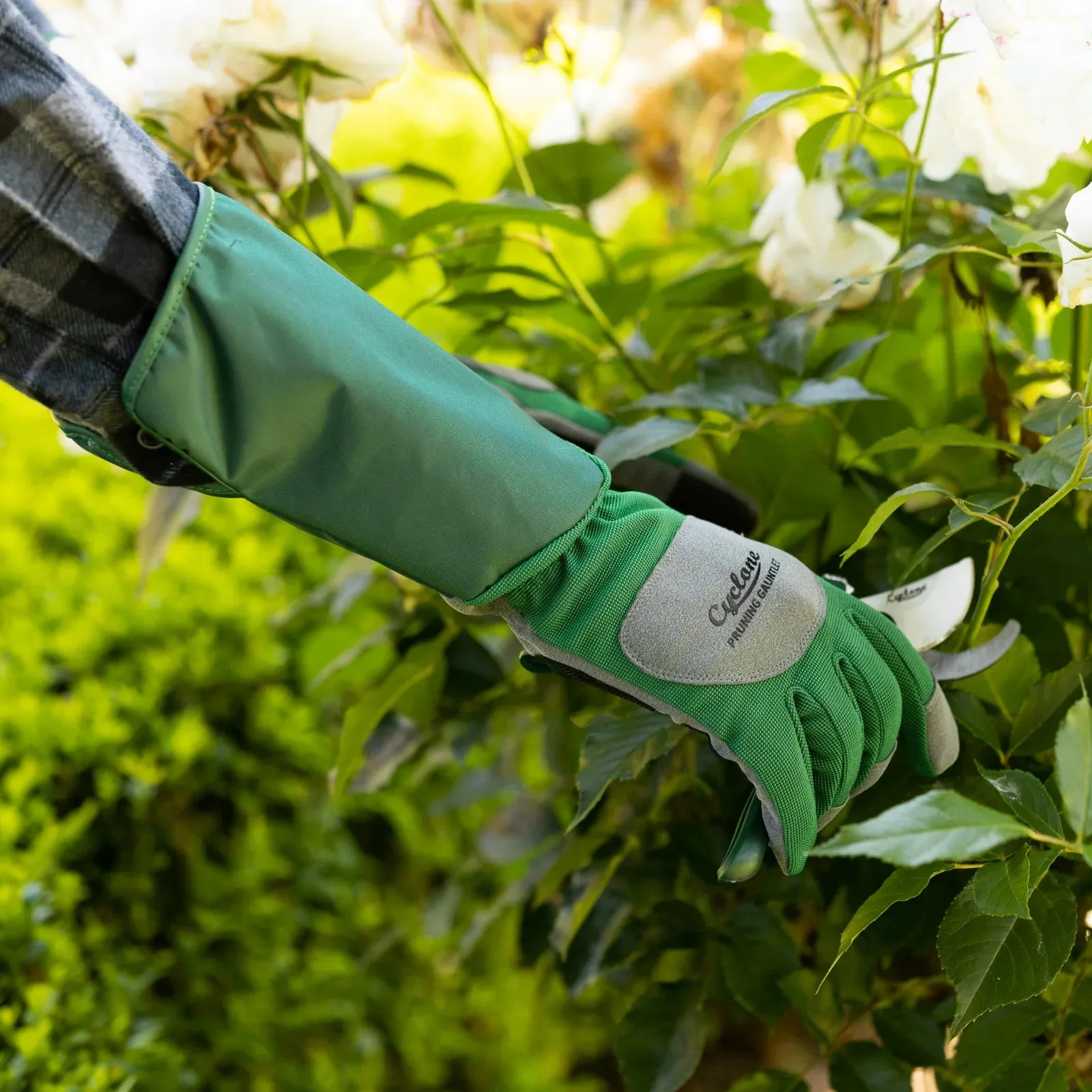 CYCLONE Gloves Pruning Gauntlet