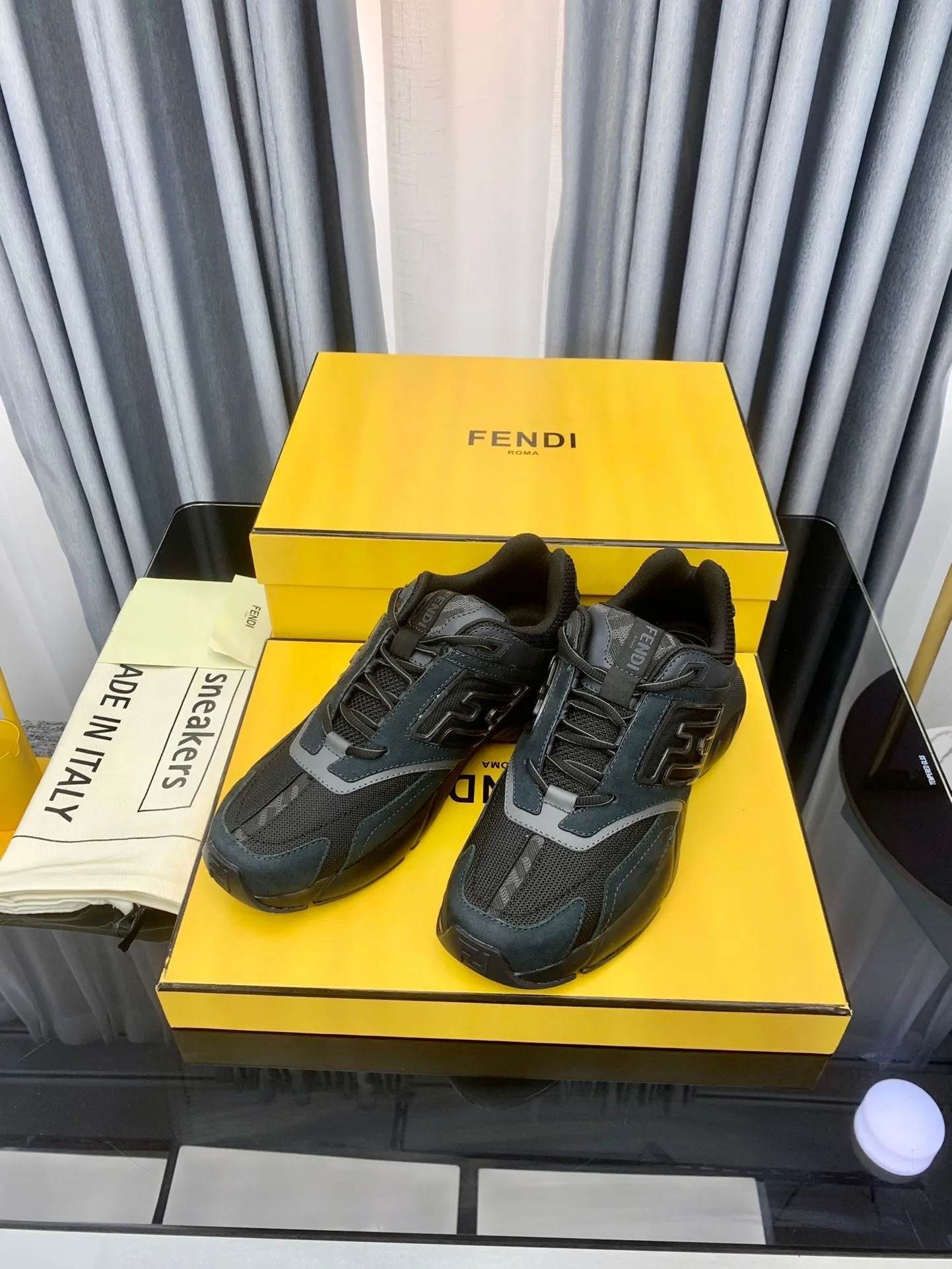 FASTER Comprehensive catalog AND CALFSKIN FENDI FENDI SUEDE BLACK IN TRAINER Comprehensive assistance