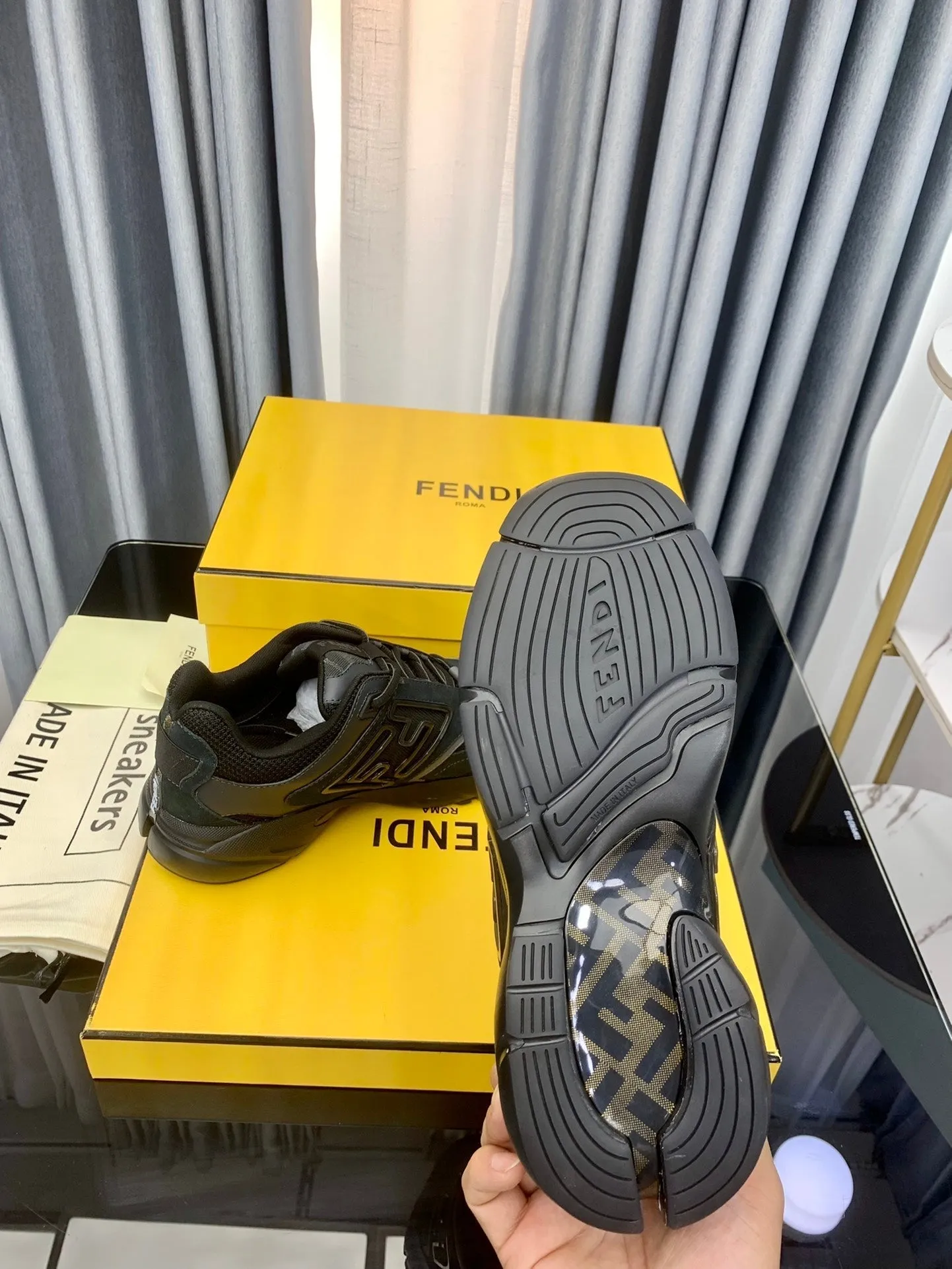 FASTER Comprehensive catalog AND CALFSKIN FENDI FENDI SUEDE BLACK IN TRAINER Comprehensive assistance