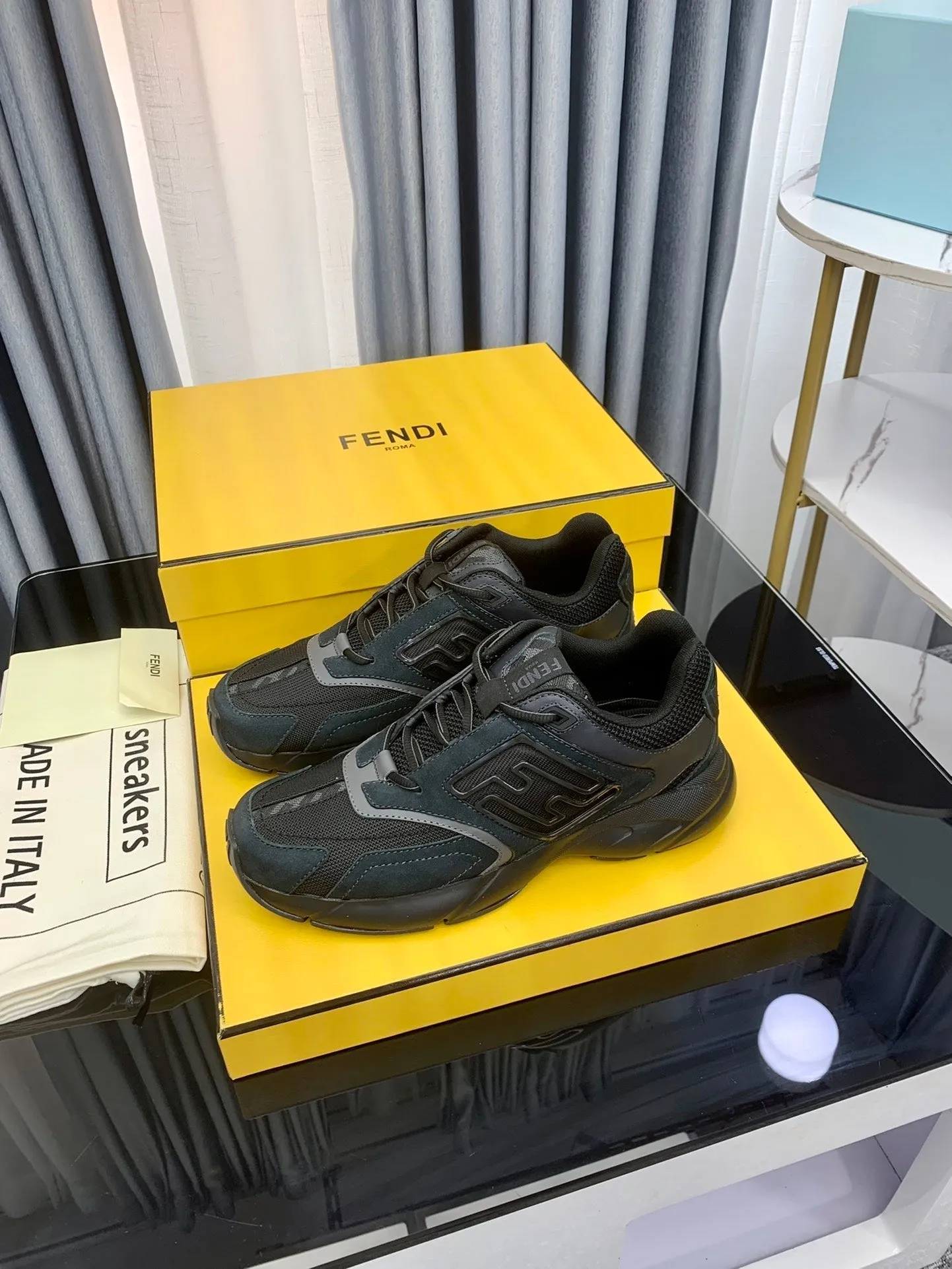 FASTER Comprehensive catalog AND CALFSKIN FENDI FENDI SUEDE BLACK IN TRAINER Comprehensive assistance
