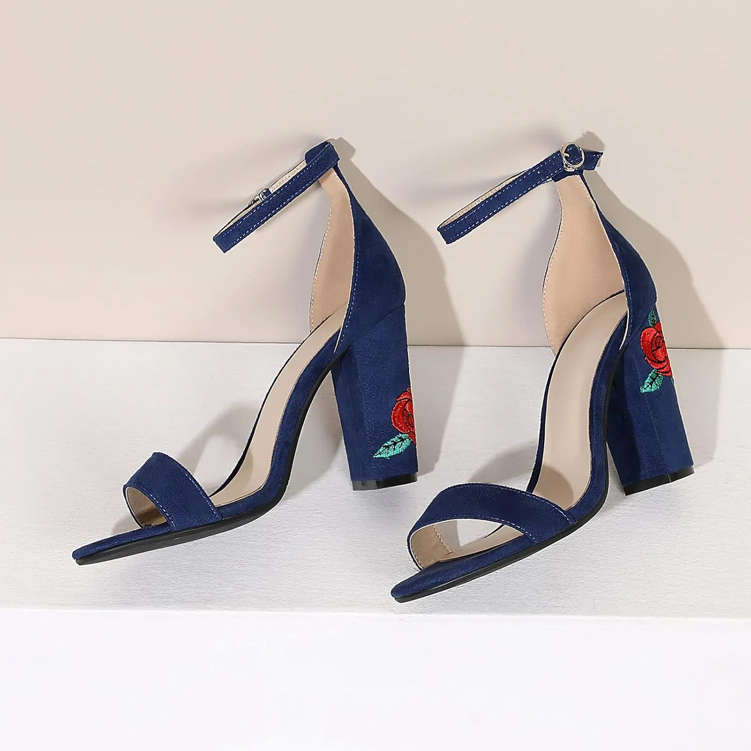 Gicoiz Women Classic Open Toe Embroidered Block Heel Sandals