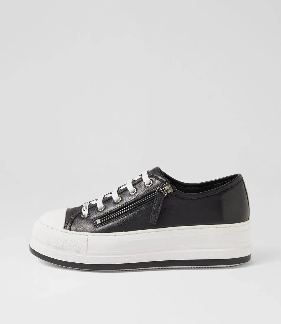 Giza Leather Sneaker | Navy & White