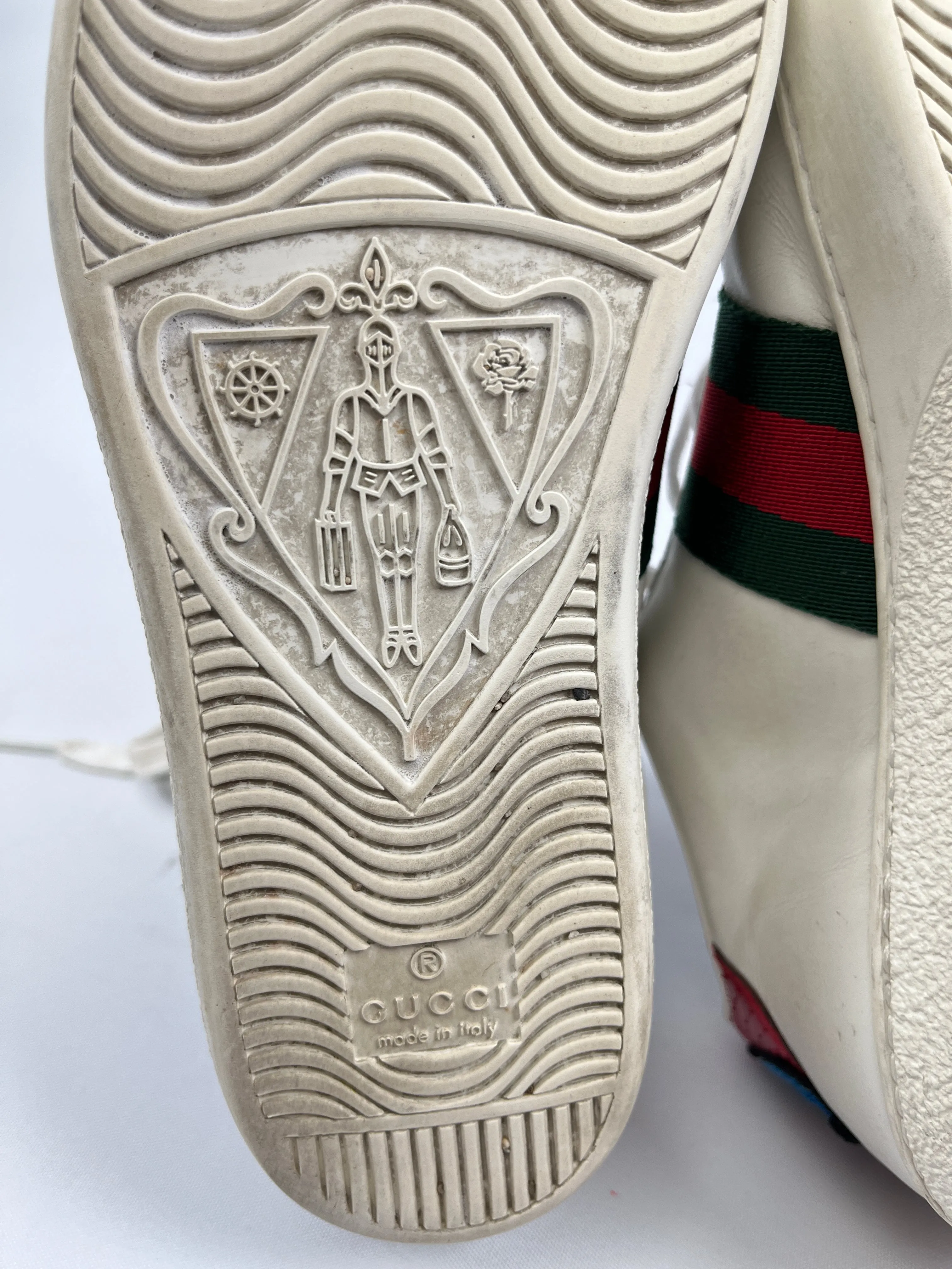 GUCCI - ACE FLORAL EMBROIDERED SNEAKER - SZ 34.5