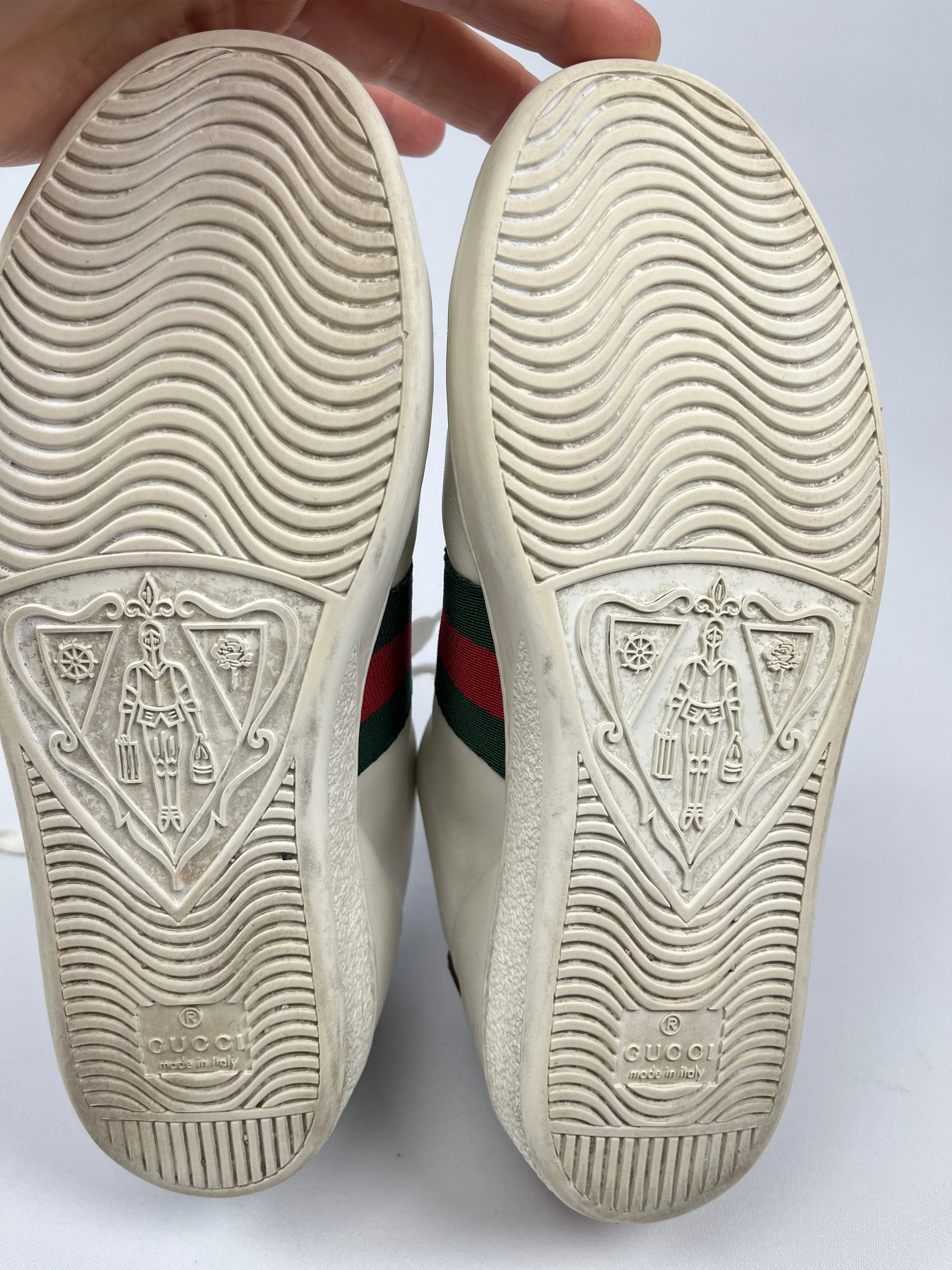 GUCCI - ACE FLORAL EMBROIDERED SNEAKER - SZ 34.5