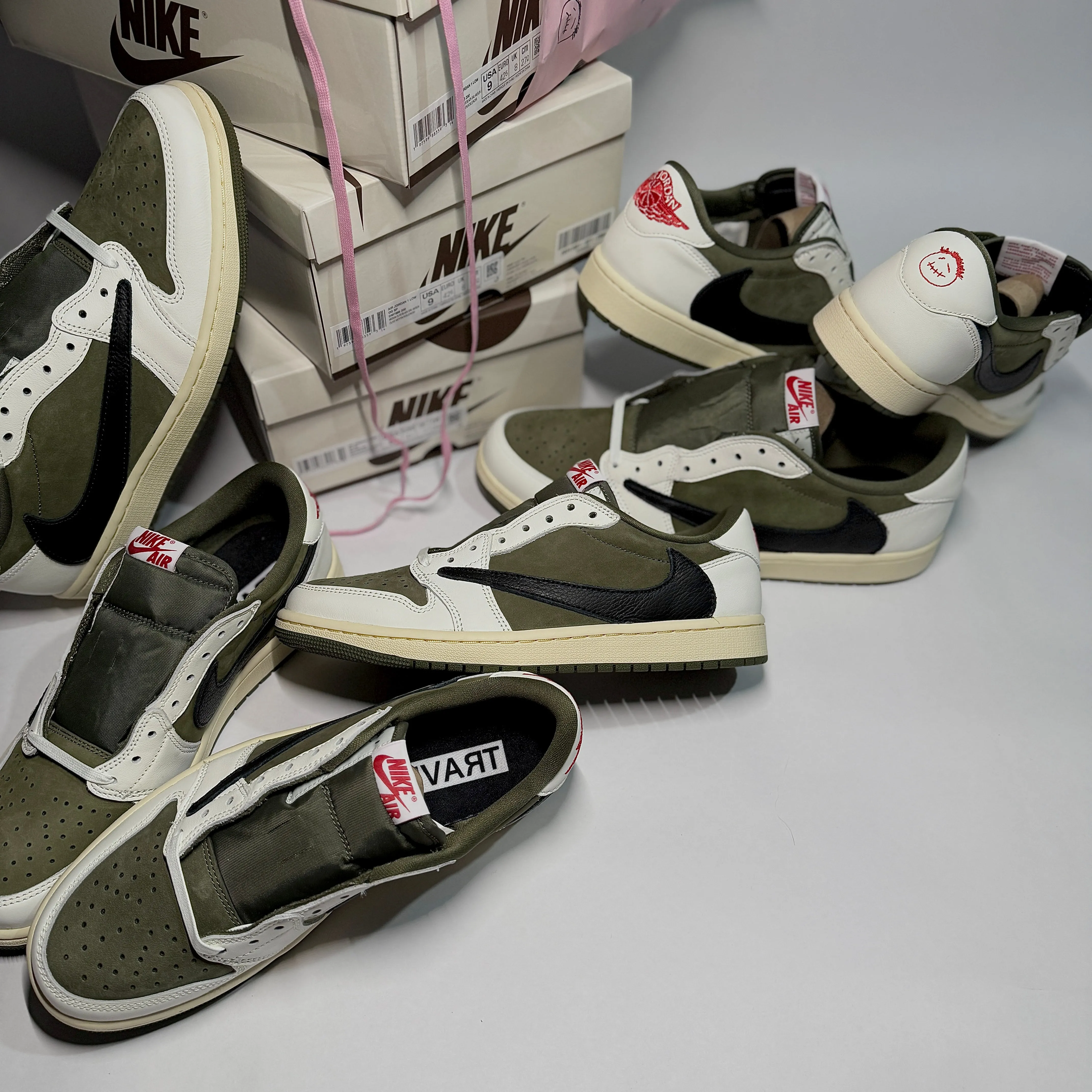 Jordan 1 Low Travis Scott Medium Olive