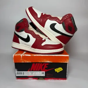Jordan 1 Retro High Chicago Lost and Found (Pre-Owned) (SIZE 6.5Y)
