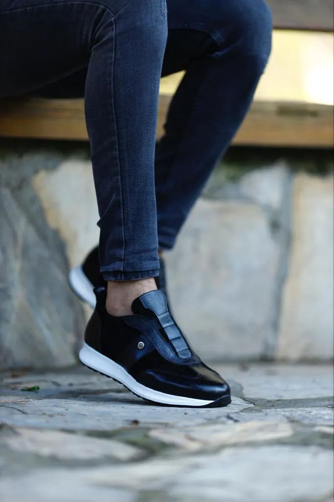 Livorno Black Sneakers