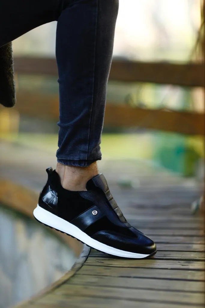 Livorno Black Sneakers