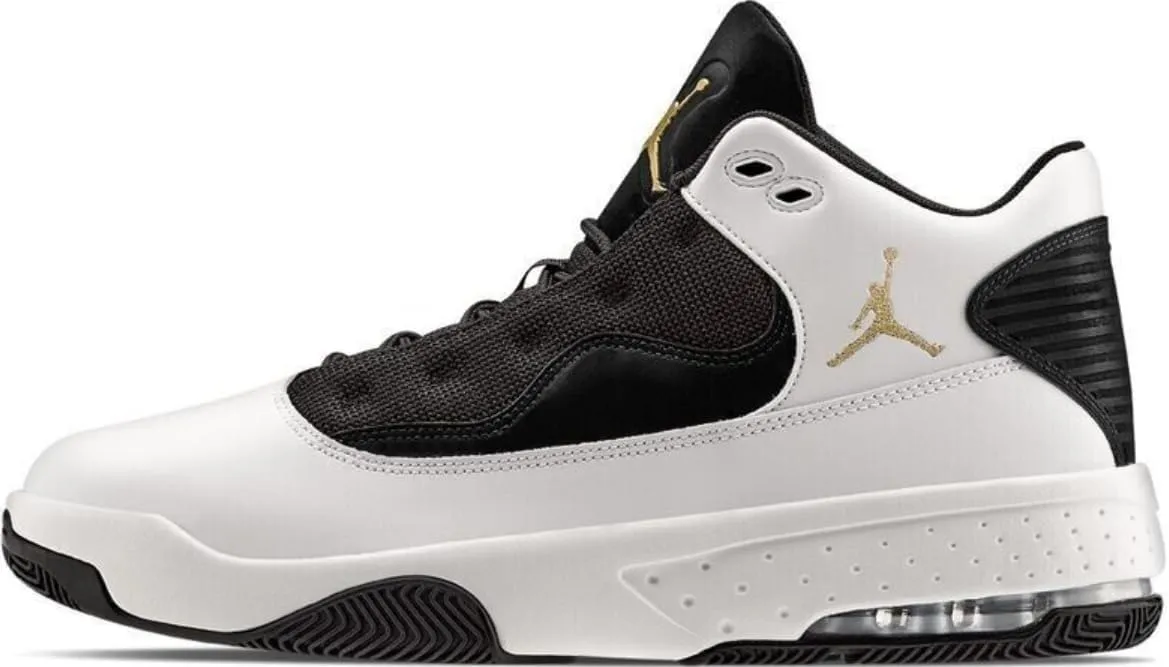 Nike Men's Basketball Shoe
