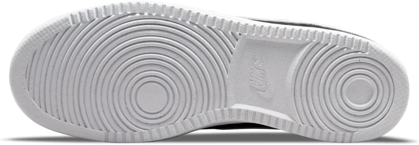 Nike Men's Basketball Shoe