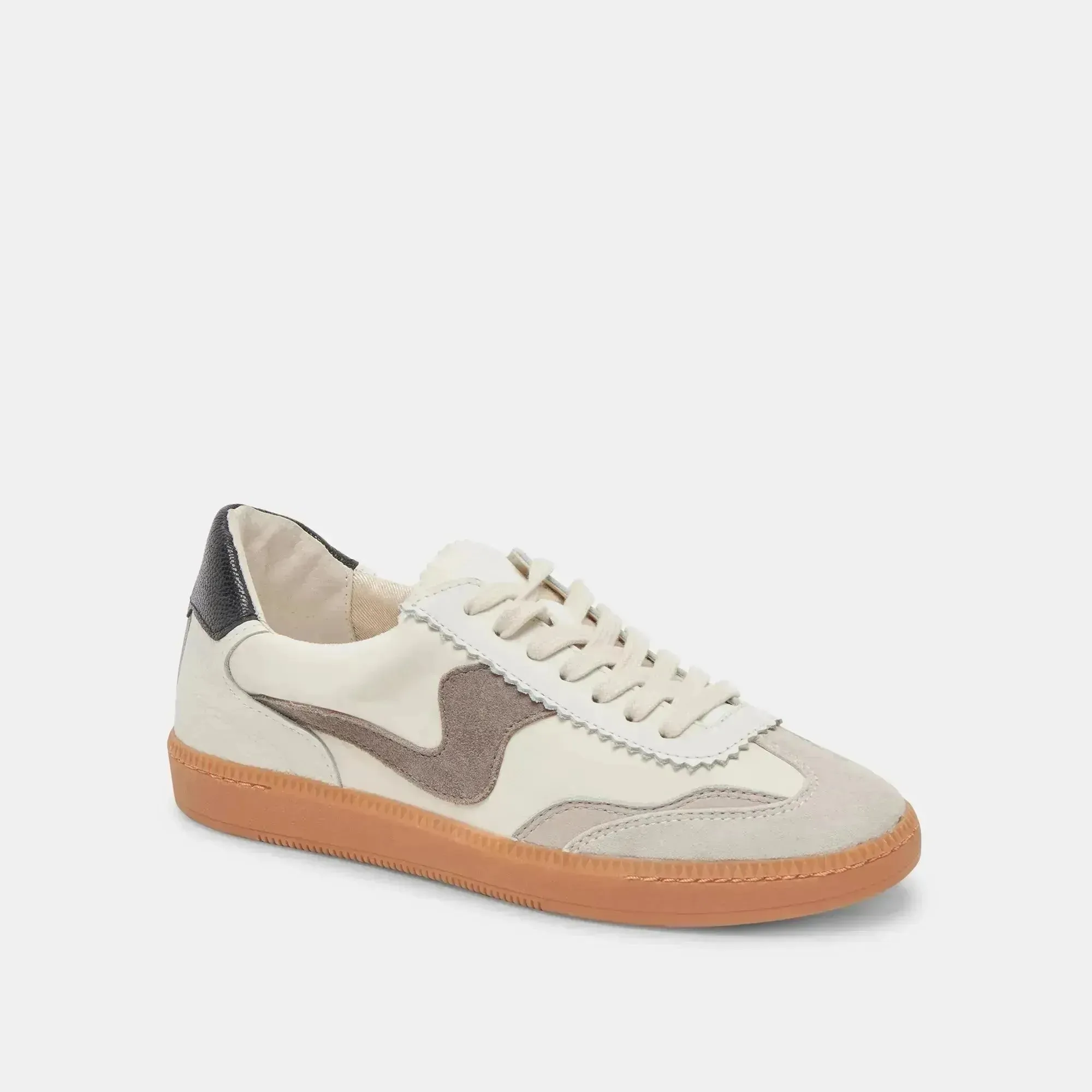 Notice Sneaker