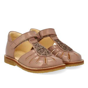 Sandal with drop detail in sparkling glitter