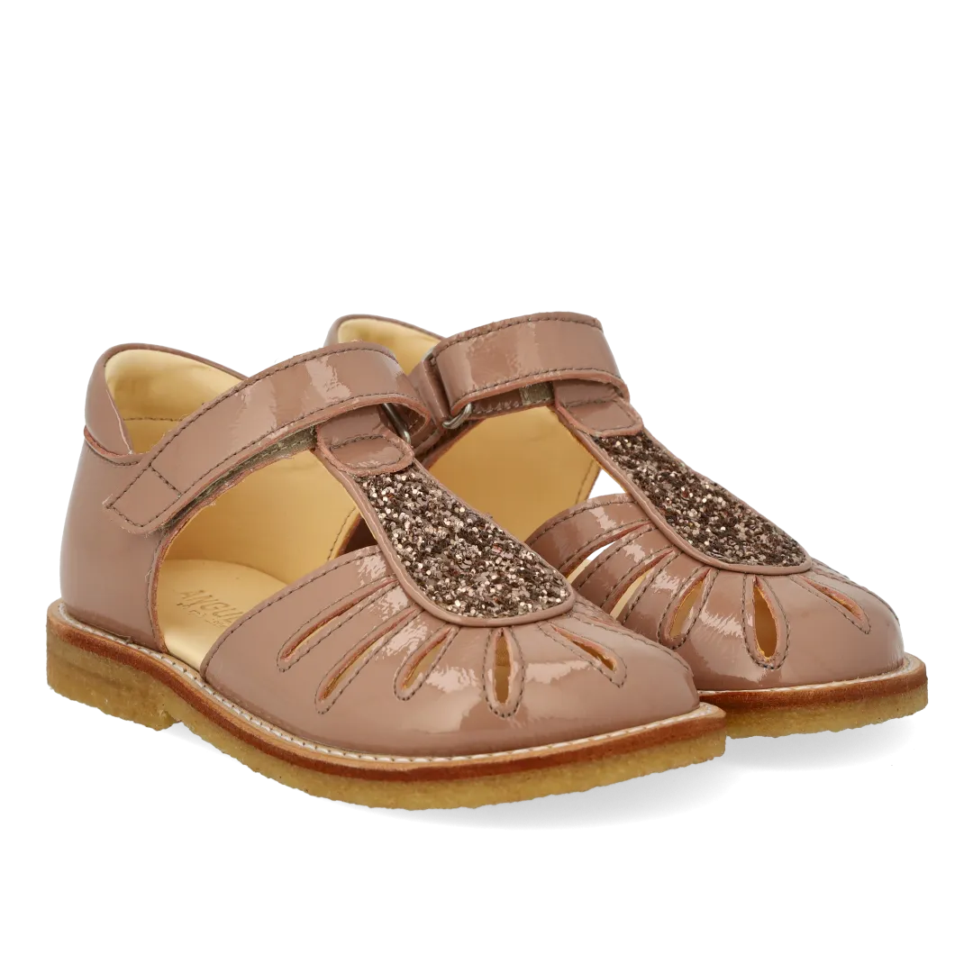 Sandal with drop detail in sparkling glitter