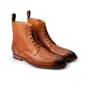 Tan Wingcap Classic Boots
