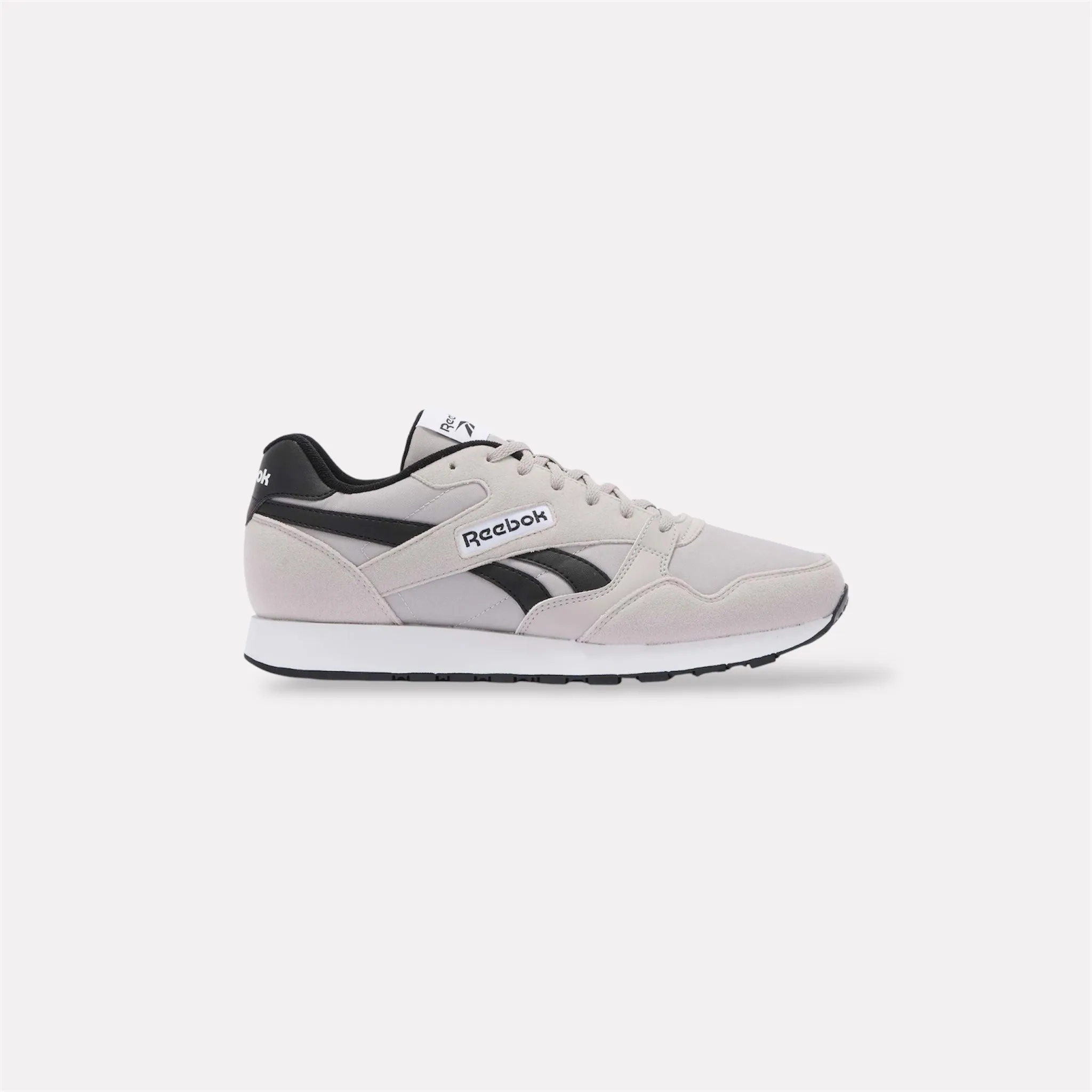 Ultra Flash Unisex Sneaker in Hazy Grey / Black / White