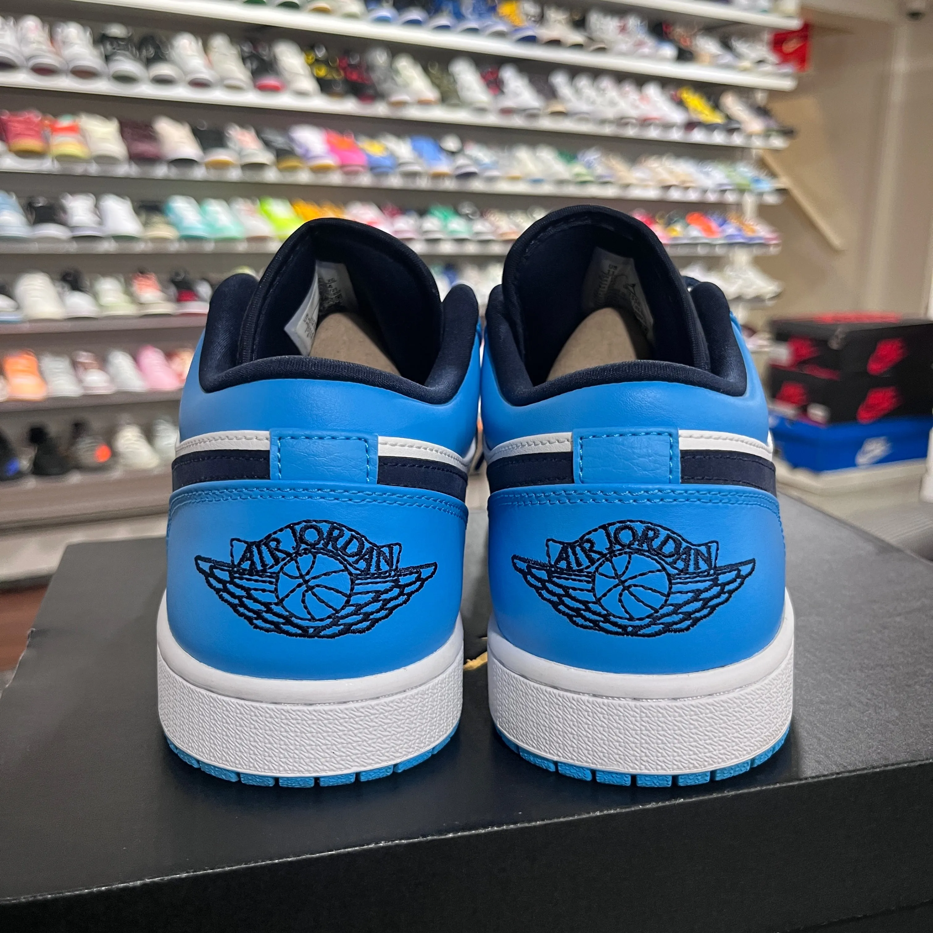 *USED* Jordan 1 Low UNC (Size 11)