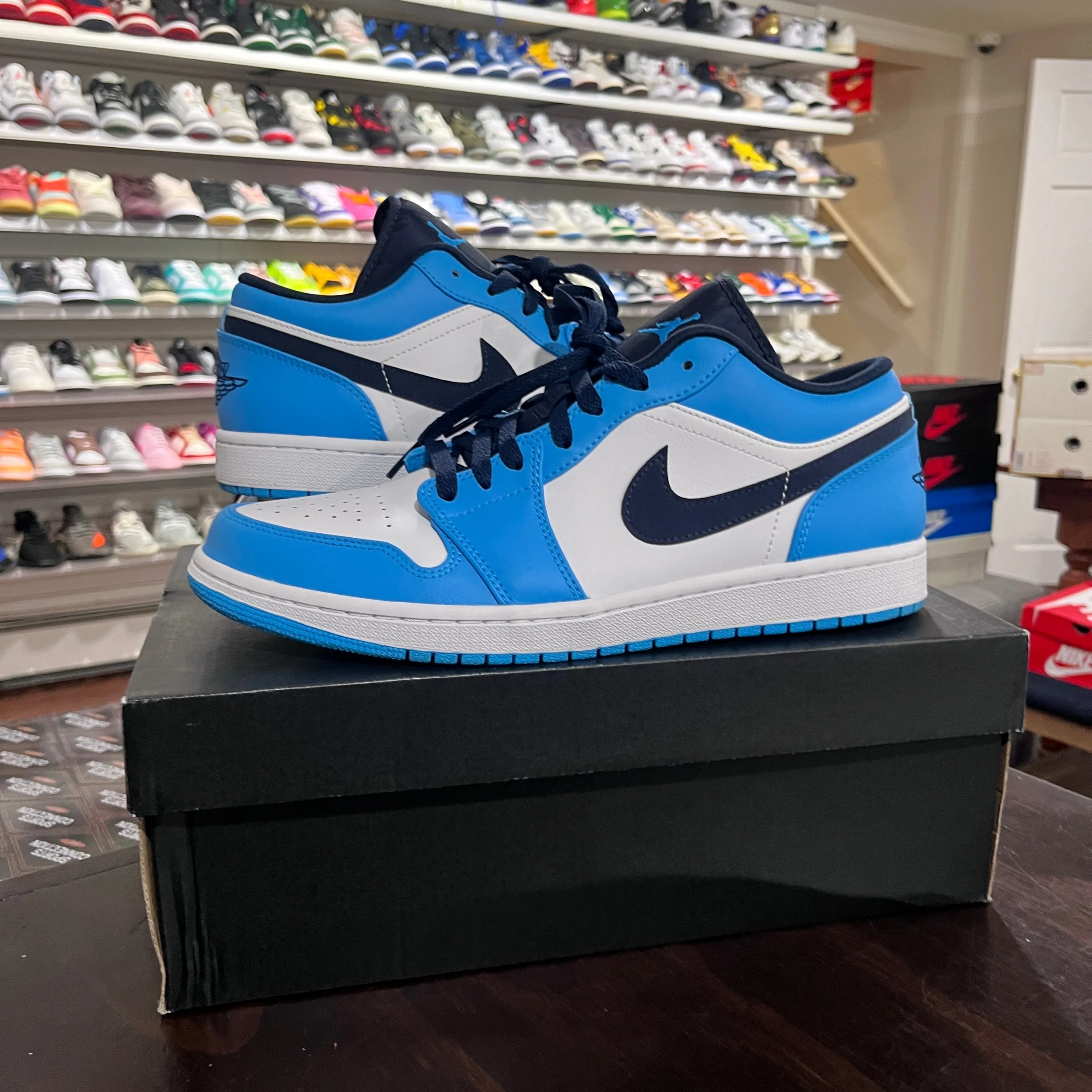 *USED* Jordan 1 Low UNC (Size 11)