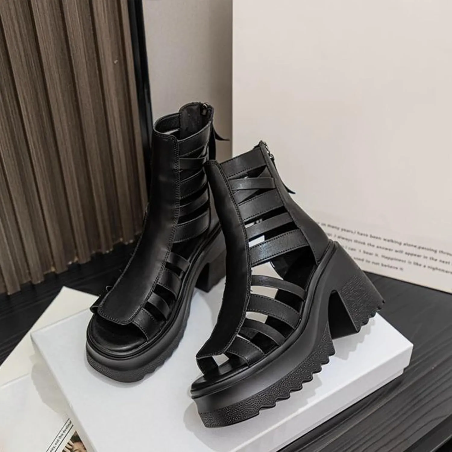 Women Leather Platform Gladiator Sandals Fashion Round Open Toe Back Zipper Chunky Wedge Roman Sandals Summer Casual Beach Parties Shoes