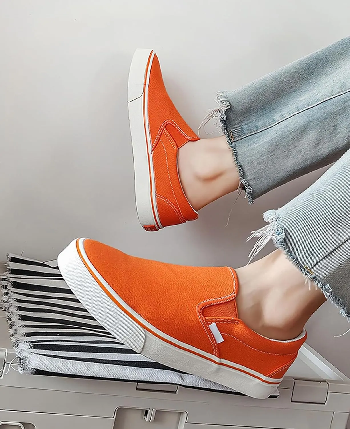 Women's Canvas Mesh Thick Bottom Shoes Cloud Slip Shoes One Stirrup Casual Shoes Board Shoes Running Shoes Foam Flat Shoes Biscuit Shoes