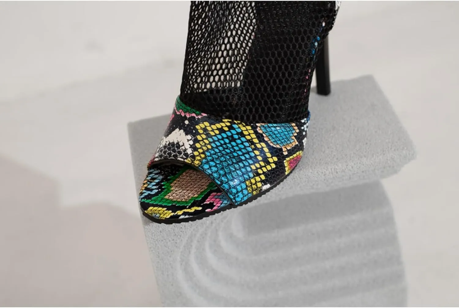 Women's Fashion Snakeskin Printed Open Peep Toe Stilettos High Heels Sandals Sexy Mesh Back Zipper Summer Breathable Casual Comfortable Slip-On Rome Sandal Shoes
